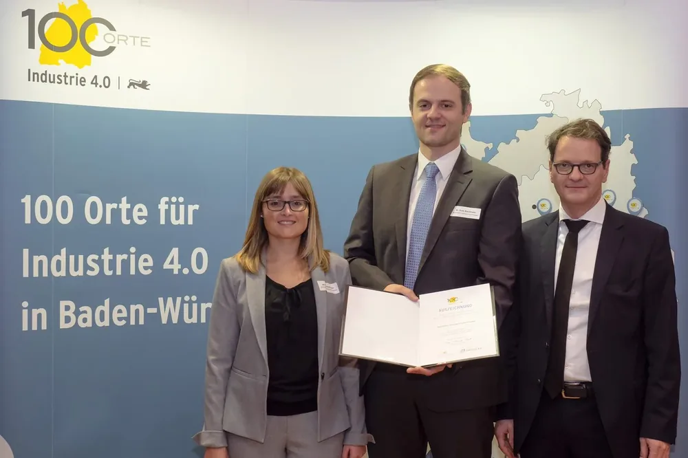 Dr. Sven Bachthaler bei der Preisverleihung „100 Orte für Industrie 4.0“
